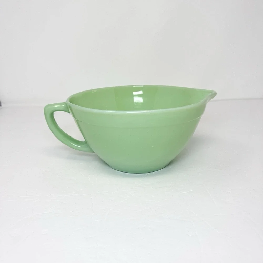 Vintage Anchor Hocking Fire King Jadeite 7.5